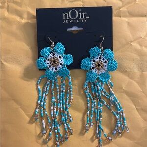 nOir Jewelry Turquoise Beaded Flower Earrings